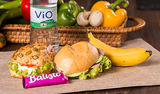 Lunchpaket im Reisebus